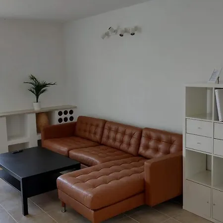 Mira Apartament Splitska